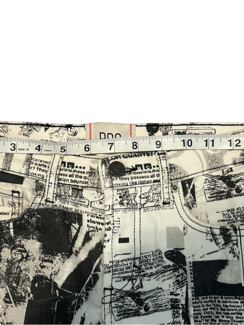 Urban Outfitters BDG newspaper print bengaline low-rise flare trousers - Picture 7 of 11